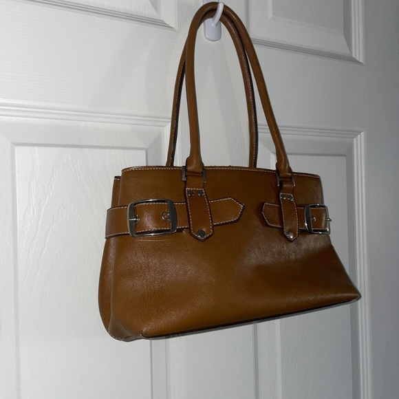 Brown Shoulder Bag with Silver Buckle Details - Picture 5 of 8
